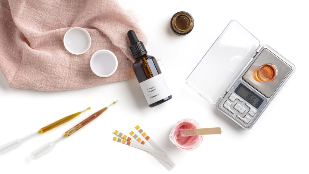 קורס רוקחות טבעית מתקדמים