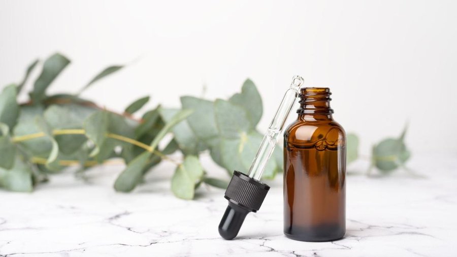 How to Make a Natural Face Oil Serum